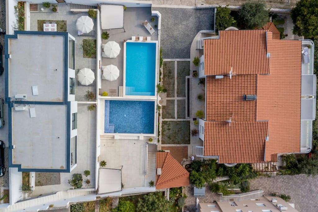 Holiday Home Lolina,Sea On A Palm! Heated Pool 特罗吉尔 外观 照片