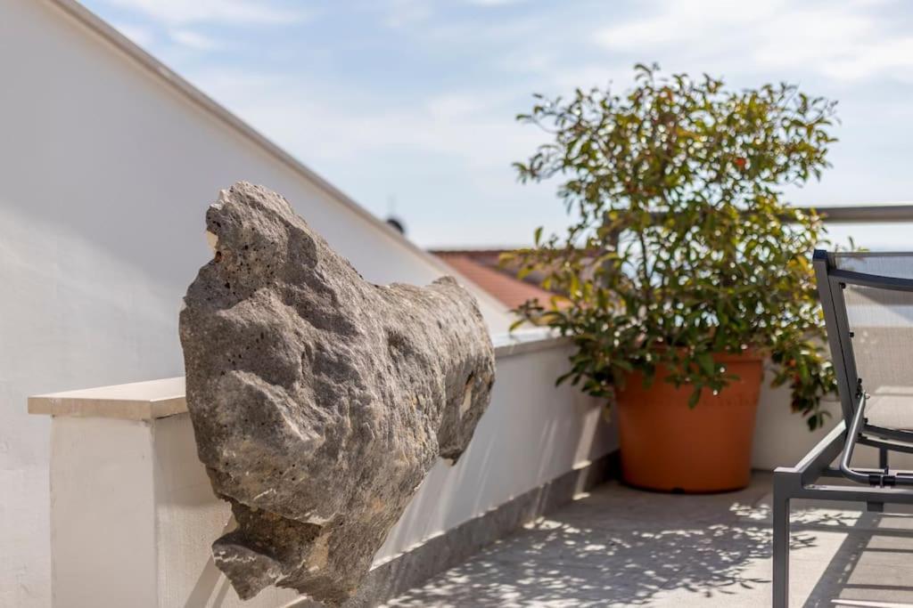 Holiday Home Lolina,Sea On A Palm! Heated Pool 特罗吉尔 外观 照片